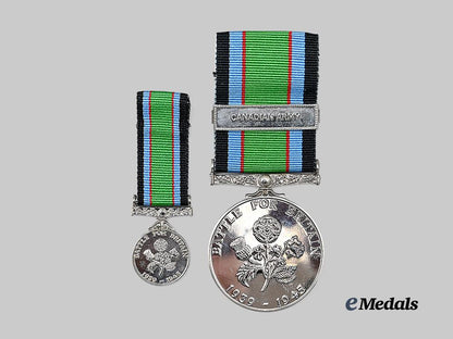 great_britain,_canada._eight_second_war_commemorative_medals&_awards_e_medals__g_b6578_13