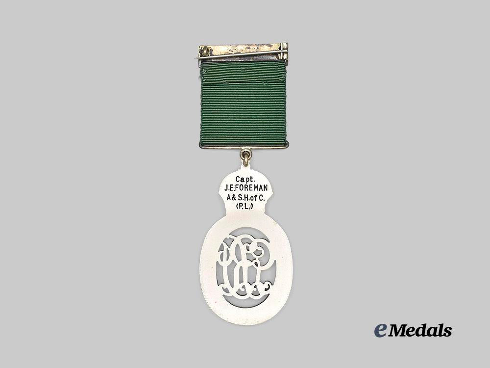 united_kingdom._a_colonial_auxiliary_forces_decoration_to_captain_foreman,_argyll_and_sutherland_highlanders_of_canada(_princess_louise’s),_in_case_e_medals__g_b8279_7