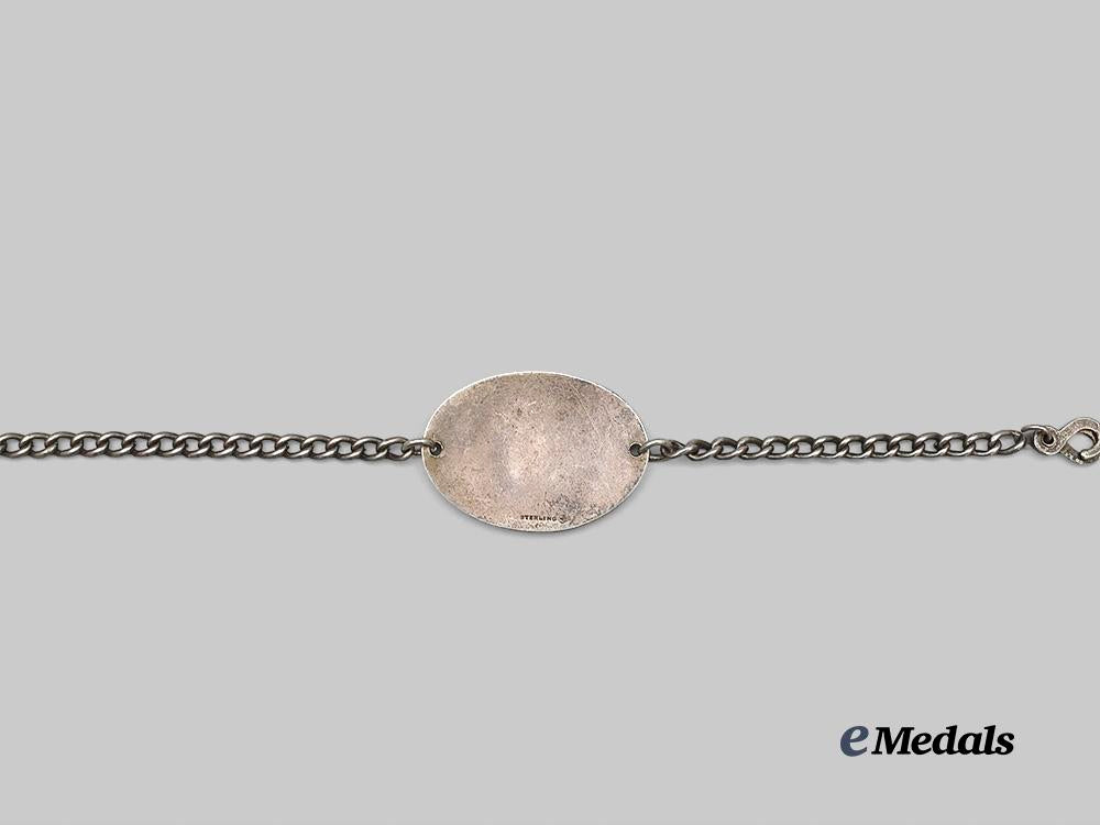 canada._a_first_war_christmas_tin_and_second_war_i_d_bracelet_e_medals__g_b8306_10