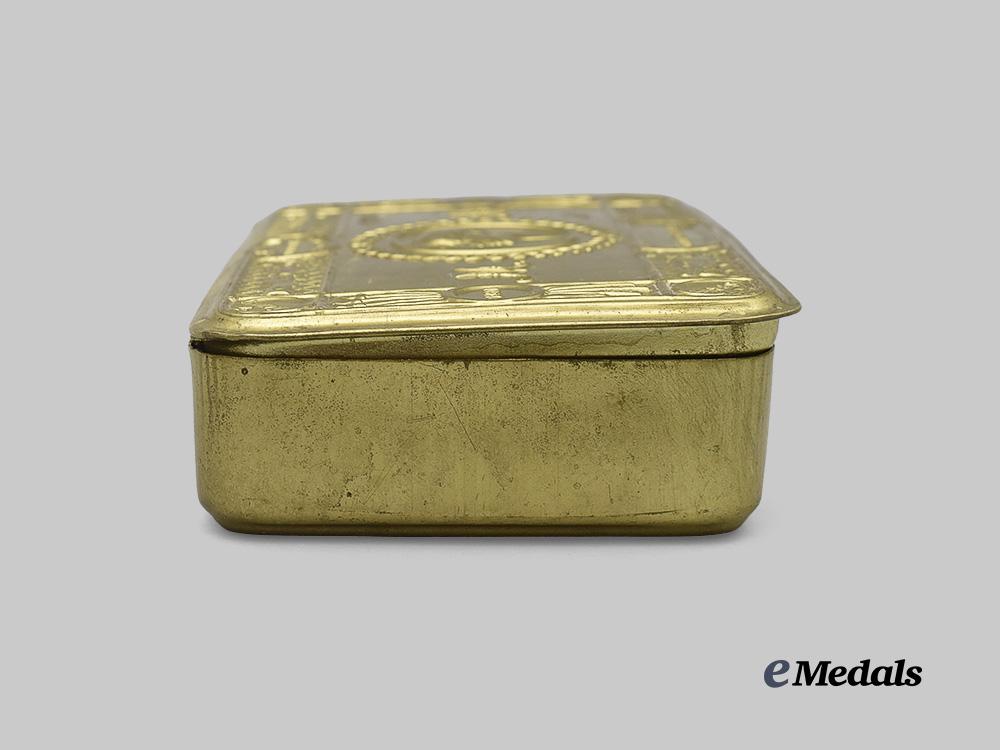 canada._a_first_war_christmas_tin_and_second_war_i_d_bracelet_e_medals__g_b8306_7