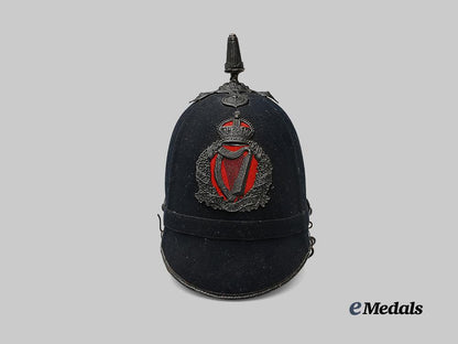 united_kingdom._a_royal_irish_constabulary_cloth_helmet,_c.1901_e_medals__g_b8308_2