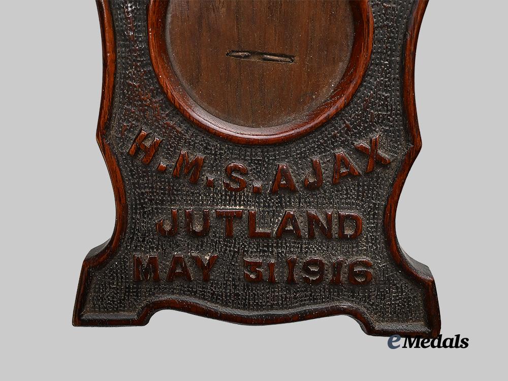 united_kingdom._an_h_m_s_ajax_wooden_frame_for_the_battle_of_jutland,1916_e_medals__g_b8313_4