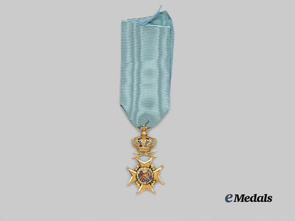 united_kingdom._a_royal_guelphic_order,_knight_with_swords,_in_gold,_c.1810_e_medals__g_b8319_2