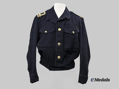 united_kingdom._a_royal_navy_sub-_lieutenant's_uniform1944_e_medals__g_b8326_2