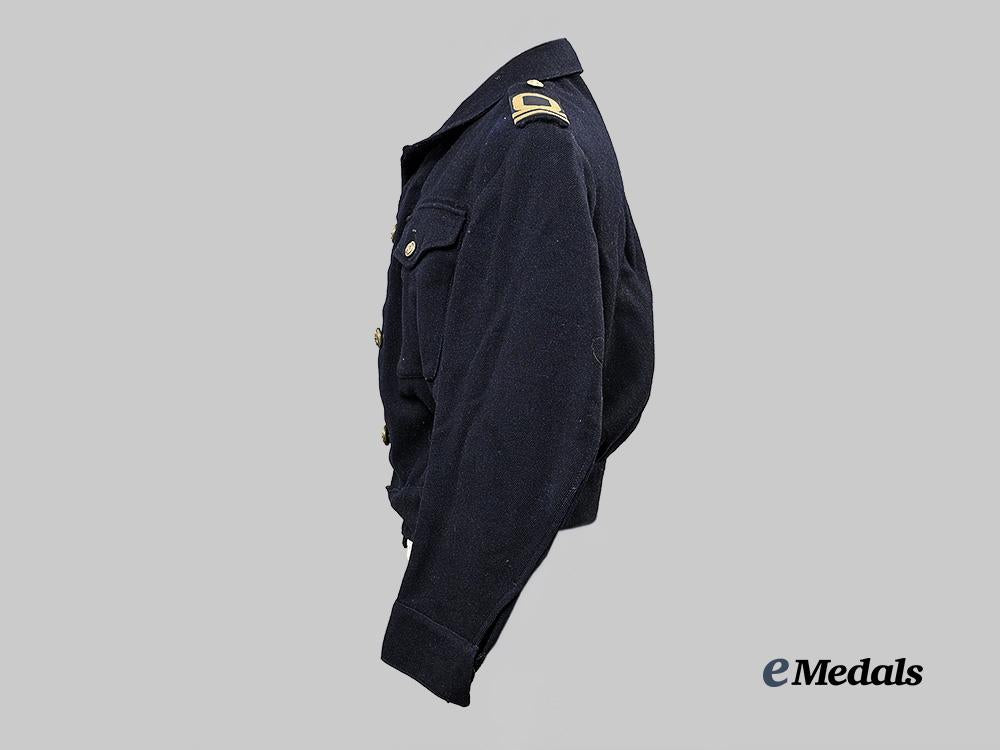 united_kingdom._a_royal_navy_sub-_lieutenant's_uniform1944_e_medals__g_b8326_5