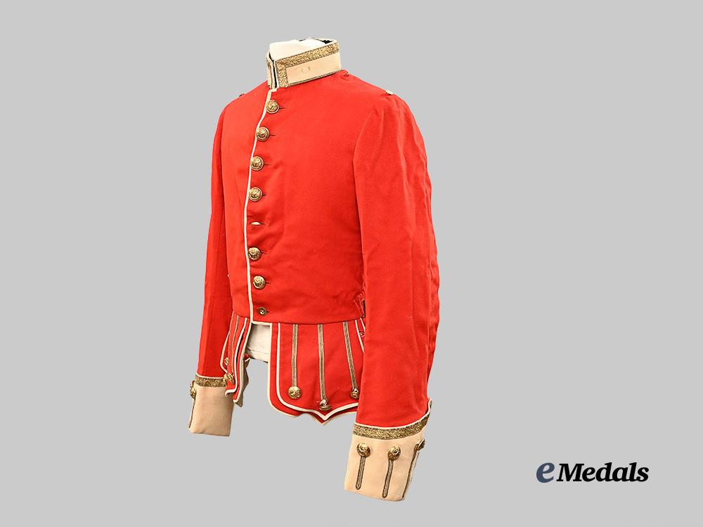 united_kingdom._a_full_dress_tunic_for_a_field_officer_major_to_lieutenant_colonel_of_the_seaforth_highlanders,_circa1881–1898_e_medals__g_b8346_4