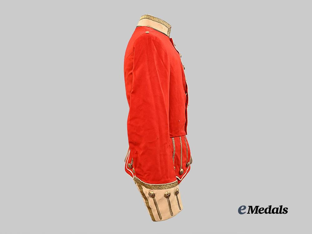 united_kingdom._a_full_dress_tunic_for_a_field_officer_major_to_lieutenant_colonel_of_the_seaforth_highlanders,_circa1881–1898_e_medals__g_b8346_6