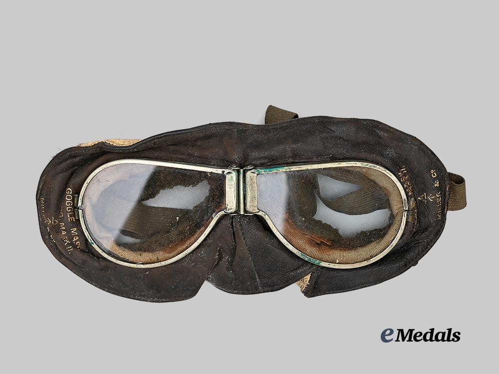 united_kingdom._a_first_war_r_f_c_flying_goggle_mask,_mk_i_i_e_medals__g_b8364_2