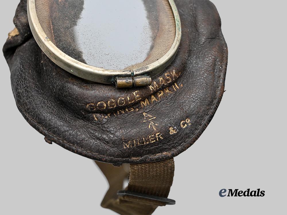 united_kingdom._a_first_war_r_f_c_flying_goggle_mask,_mk_i_i_e_medals__g_b8364_5