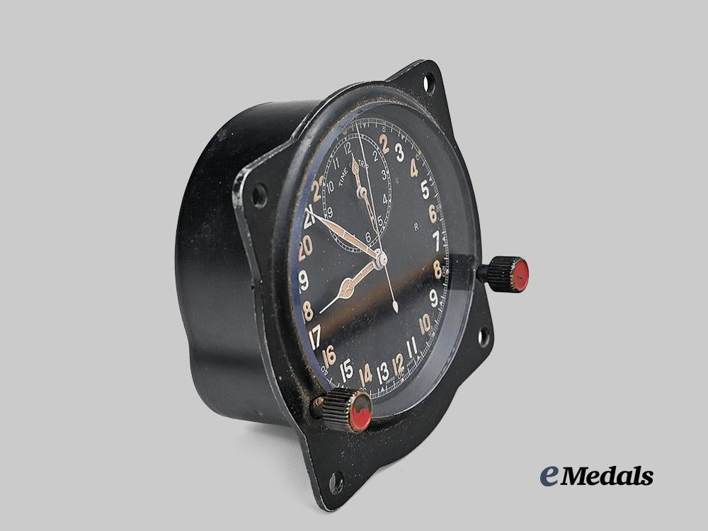 united_kingdom._a_second_war_r_a_f_cockpit_clock,_by_smith&_sons_e_medals__g_b8369_4