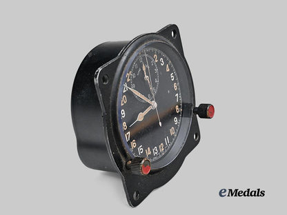 united_kingdom._a_second_war_r_a_f_cockpit_clock,_by_smith&_sons_e_medals__g_b8369_4