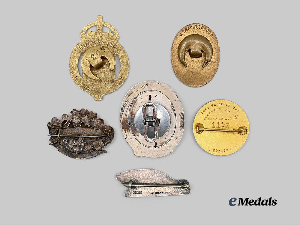 united_kingdom._a_lot_of_five_second_war_pins_e_medals__g_b8372_3