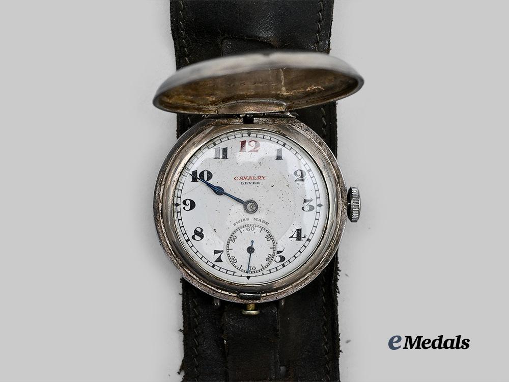 united_kingdom._a_first_war_trench_wristlet_watch_e_medals__g_b8402_5