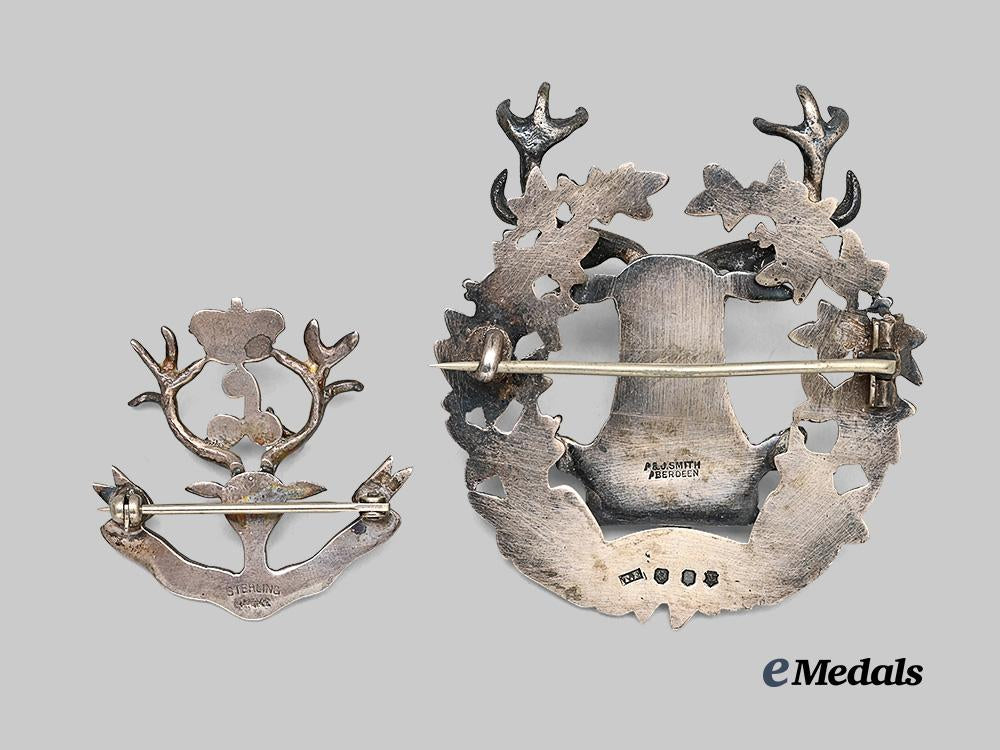 united_kingdom._a_pair_of_sterling_silver_highlander_badges_e_medals__g_b8446_3