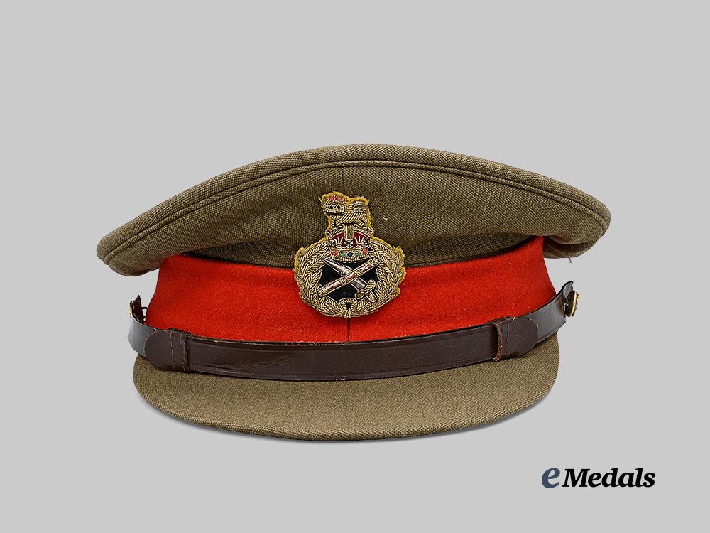 united_kingdom._a_pair_of_high_ranking_officer's_caps_e_medals__g_b8462_2