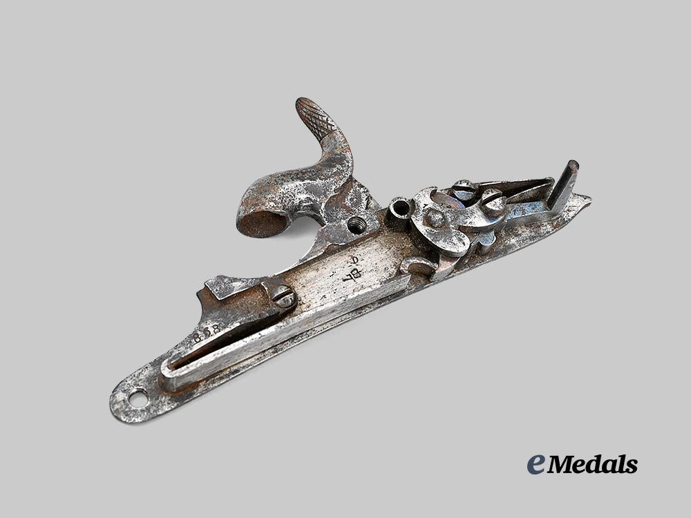 united_kingdom._an1853_pattern_enfield_rifle_lock_e_medals__g_b8463_5
