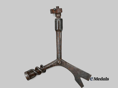 united_kingdom._an_enfield_rifle_musket_private’s_tool_e_medals__g_b8466_2