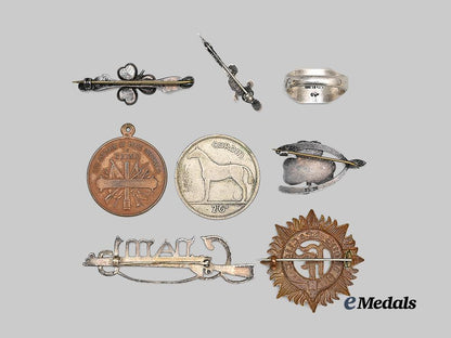 united_kingdom._a_lot_of_wartime_badges,_medals_and_tokens_e_medals__g_b8511_4