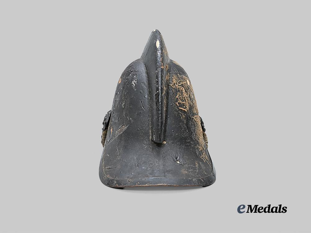 united_kingdom._a_late19th_century_scottish_fireman's_helmet,_by_jas._hendry_ltd_e_medals__g_b8516_2