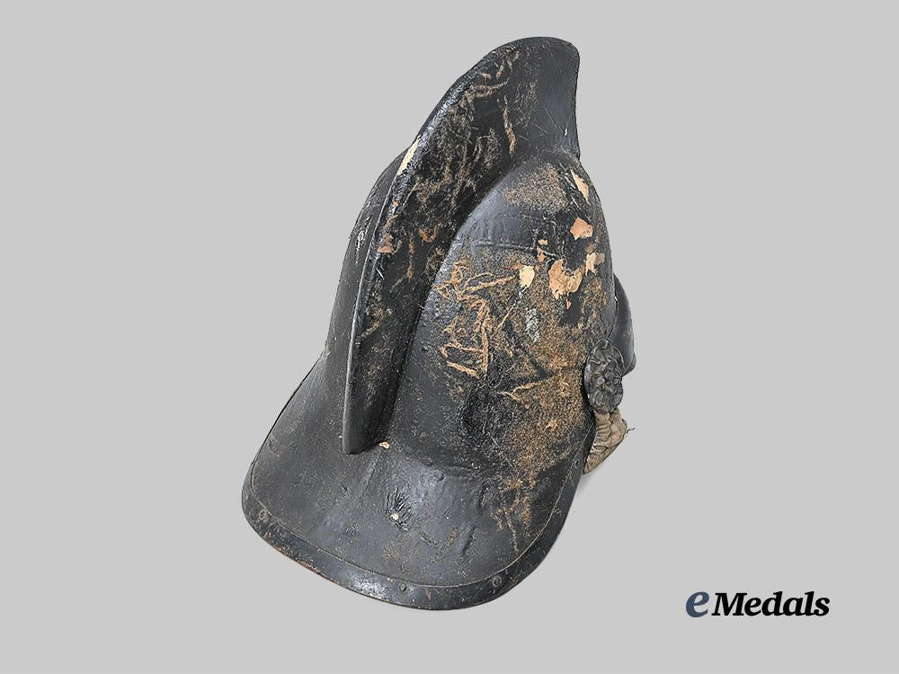united_kingdom._a_late19th_century_scottish_fireman's_helmet,_by_jas._hendry_ltd_e_medals__g_b8516_4