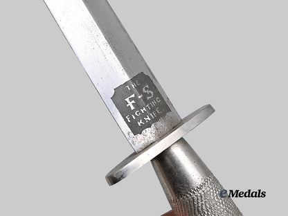 united_kingdom._a2nd_pattern_fairbairn_sykes_fighting_knife_e_medals__g_b8543_10