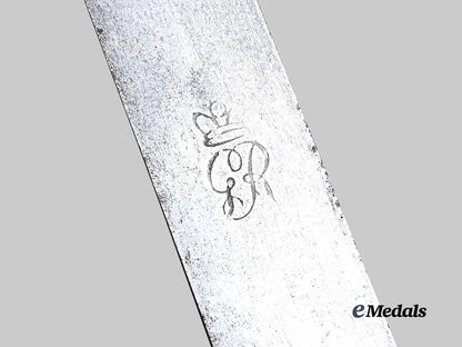 united_kingdom._a_pattern1804_royal_navy"_double_disk"_cutlass,_by_w._cotley_e_medals__g_b8546_8