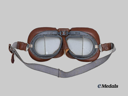 united_kingdom._a_type_c_flying_helmet_with_e_medals__g_b8549_10