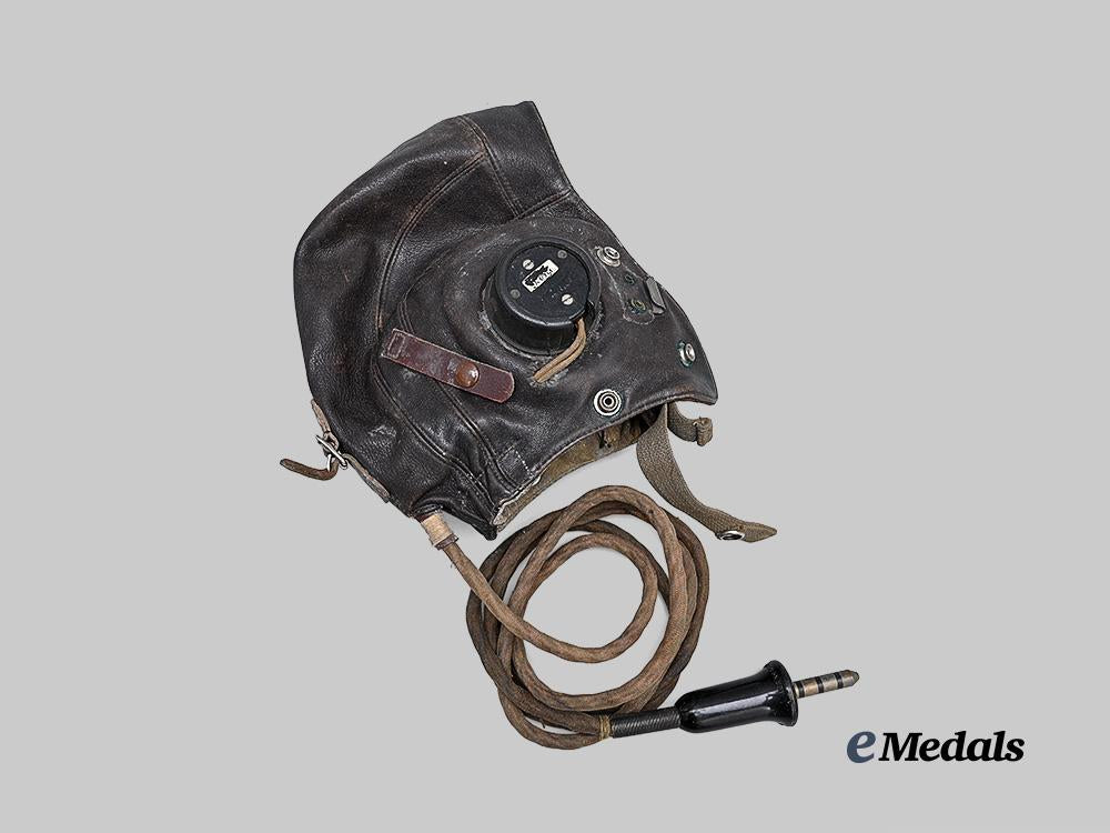 united_kingdom._a_type_c_flying_helmet_with_e_medals__g_b8549_4