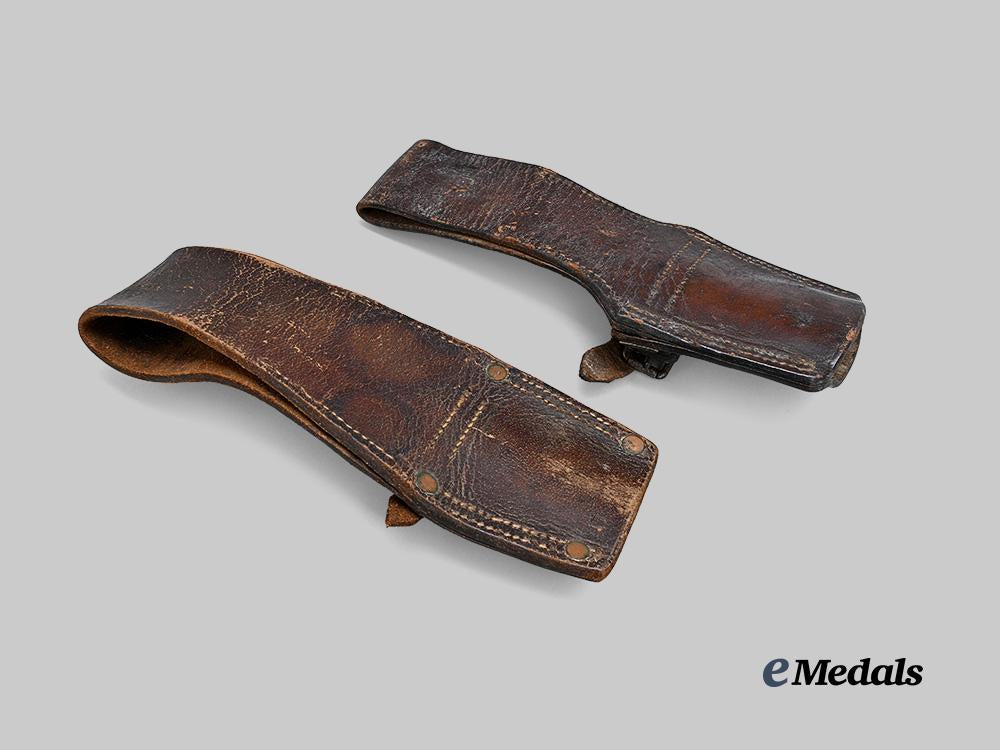 united_kingdom._a_pair_of_m1917_bayonet_frogs_e_medals__g_b8552_5