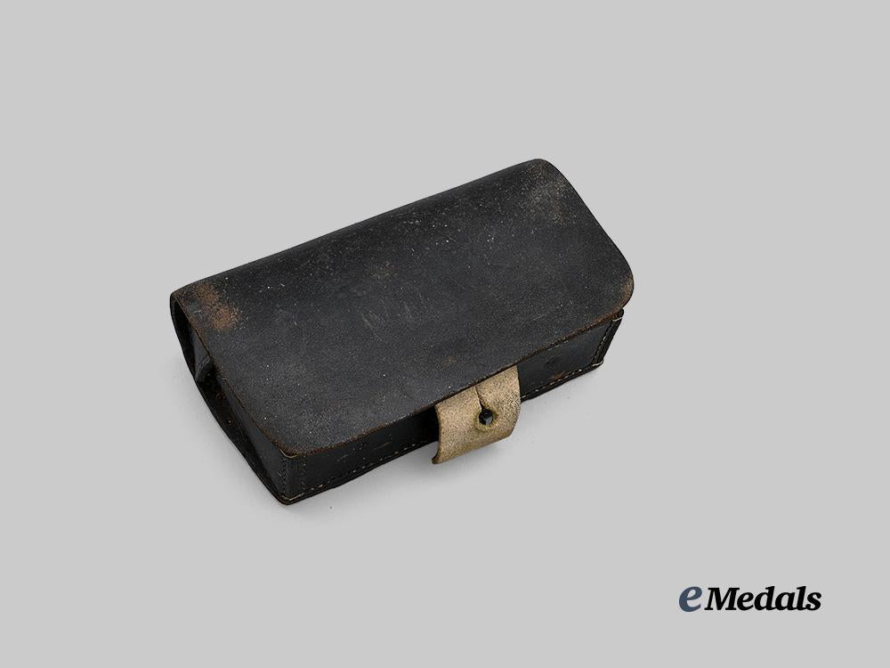 united_kingdom._a_regimentally_marked_crimean_war_enfield_cartridge_pouch_e_medals__g_b8555_4