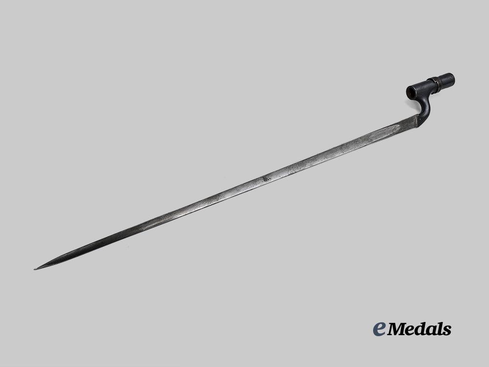 united_kingdom._a_martini_henry_pattern1876_socket_bayonet_e_medals__g_b8556_5