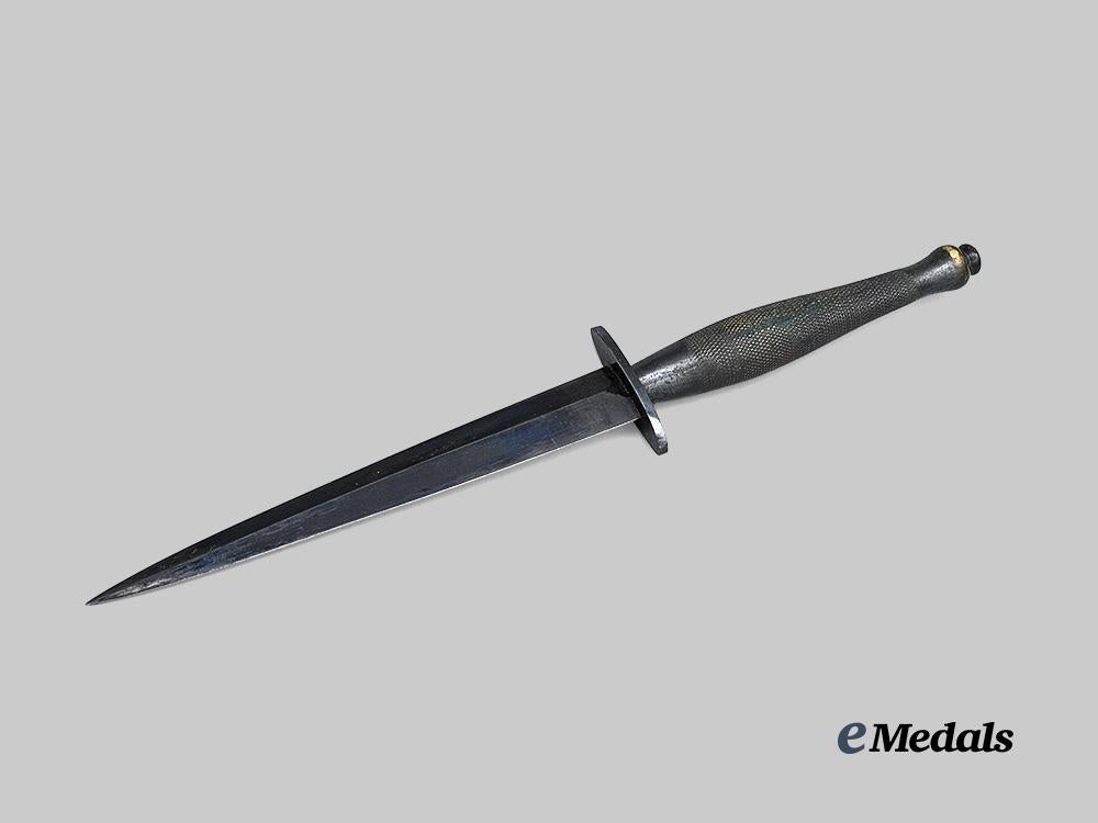 united_kingdom._a_i_i_i_pattern_fairbairn_sykes_fighting_knife_e_medals__g_b8561_5