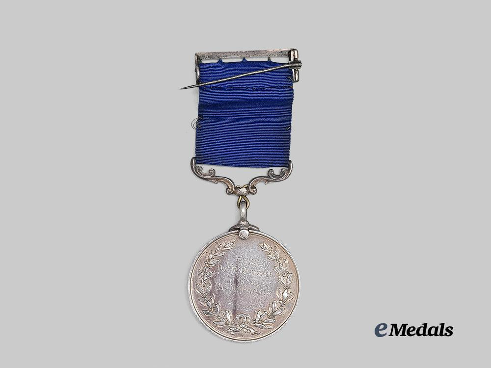 united_kingdom._a_volunteer_rifles_shooting_challenge_medal,_to_private_m._whitaker,_no.3_company1873-1874_e_medals__g_b8564_4