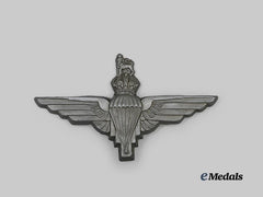 United Kingdom. A Bakelite Parachute Regiment Beret Badge