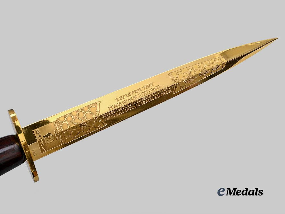 united_kingdom._a_commemorative_commando_knife,"_the_invasion_of_the_solomons"_e_medals__g_b8598_11