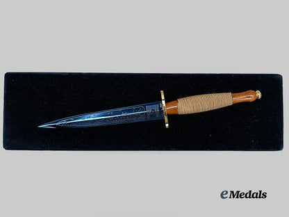 united_kingdom._a_commemorative_commando_knife,"_the_battles_of_the_coral_sea&_midway_island"_e_medals__g_b8600_6