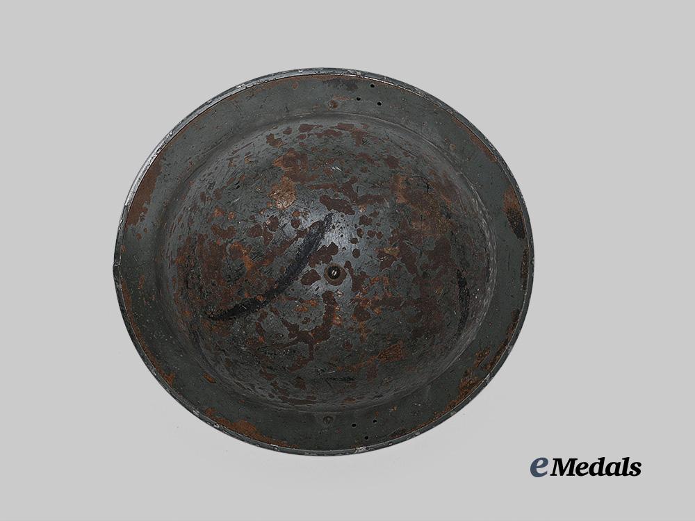 united_kingdom._a1940_london_transport_helmet,_named_e_medals__g_b8603_5