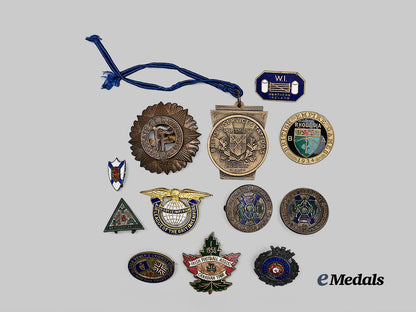 united_kingdom._a_lot_of_thirteen_civil_service&_patriotic_badges_e_medals__g_b8615_2