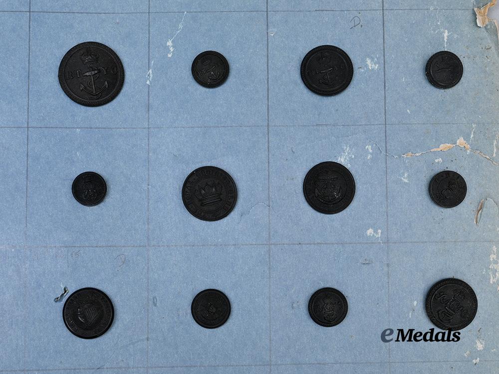 united_kingdom._a_lot_of_sixty_four_naval_themed_buttons_e_medals__g_b8616_3