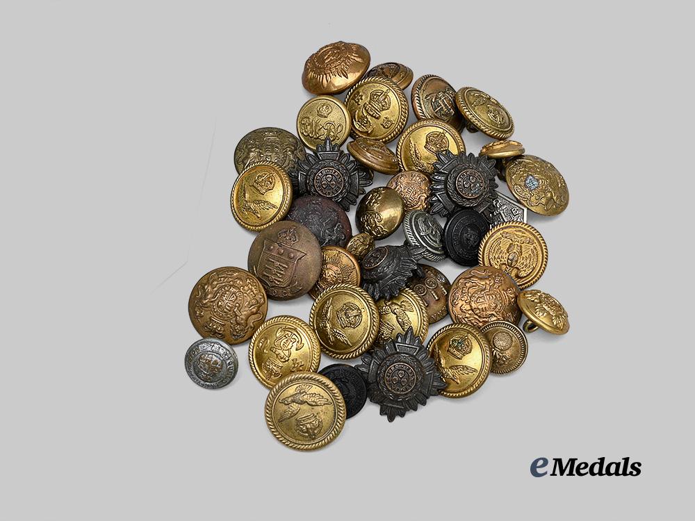 united_kingdom._a_large_lot_of_insignia&_buttons_e_medals__g_b8619_3
