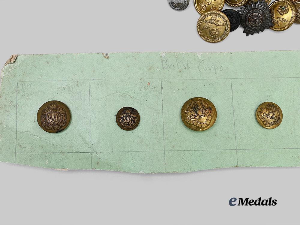united_kingdom._a_large_lot_of_insignia&_buttons_e_medals__g_b8619_5