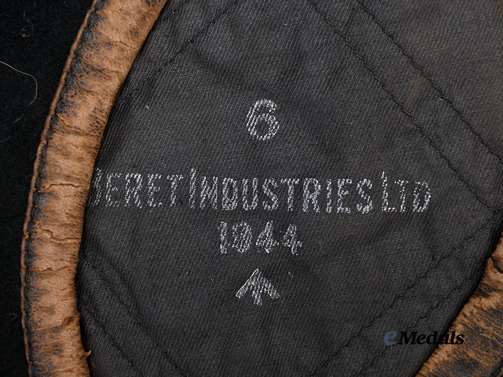 united_kingdom._a1944_army's_armoured_corps_beret_e_medals__g_b8668_4