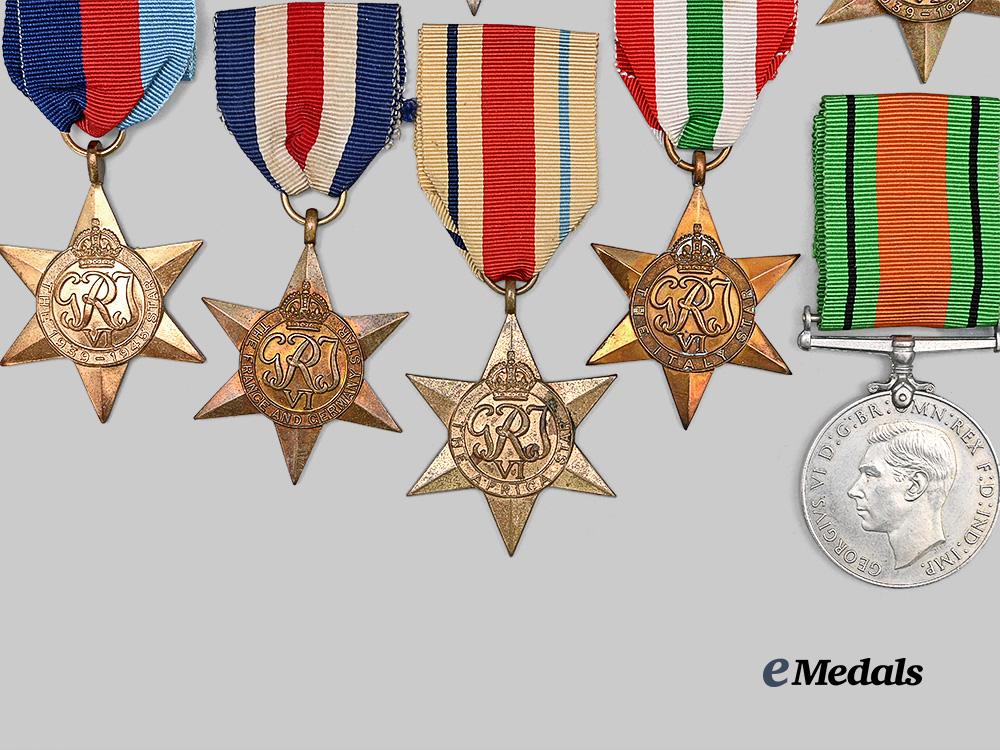 united_kingdom._a_lot_of_second_war_medals_and_stars_e_medals__g_b8675_3