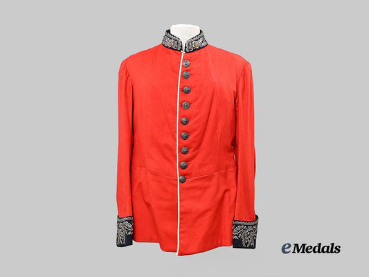 united_kingdom._an_east_lancashire_regiment_scarlet_officer's_dress_tunic,_c.1881_e_medals__g_b8677_2