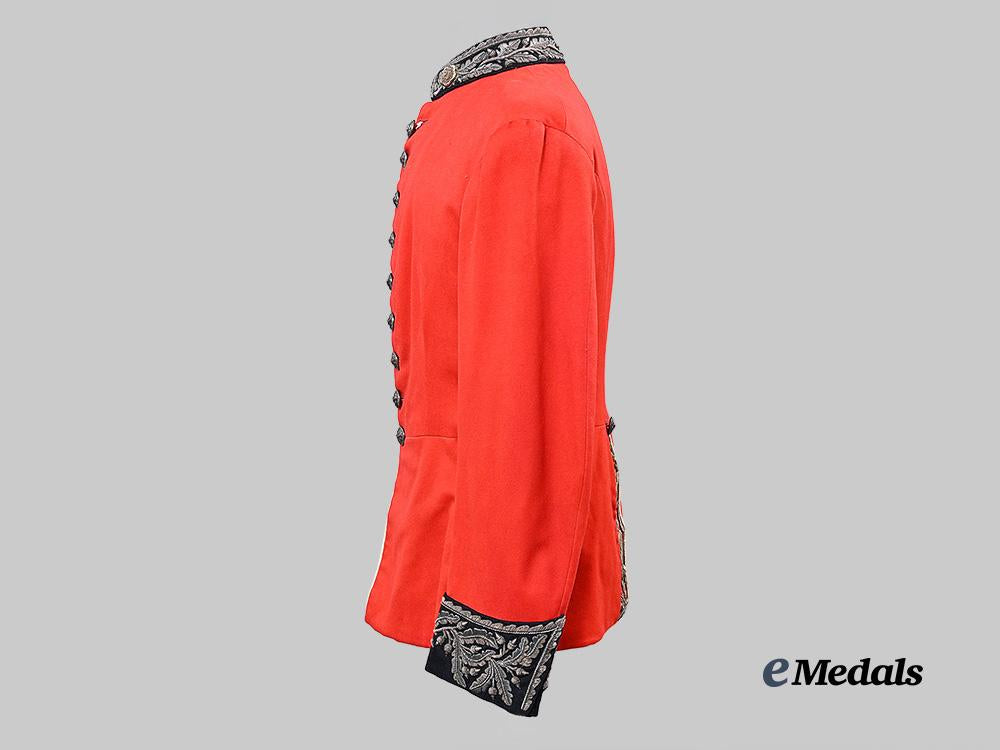 united_kingdom._an_east_lancashire_regiment_scarlet_officer's_dress_tunic,_c.1881_e_medals__g_b8677_5