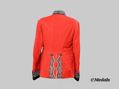 united_kingdom._an_east_lancashire_regiment_scarlet_officer's_dress_tunic,_c.1881_e_medals__g_b8677_7