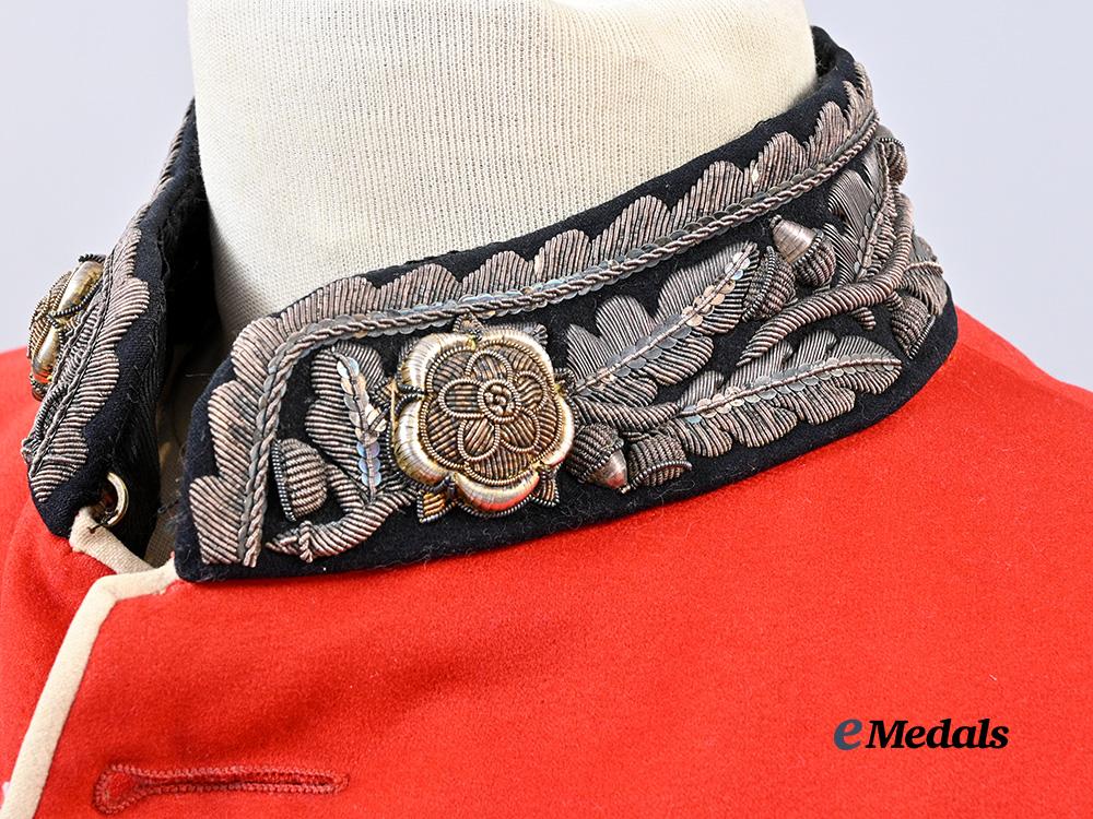 united_kingdom._an_east_lancashire_regiment_scarlet_officer's_dress_tunic,_c.1881_e_medals__g_b8677_9