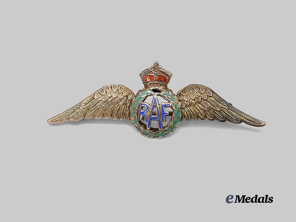 united_kingdom._a_gold_royal_air_force_sweetheart_wing,_c.1920_e_medals__g_b8682_2