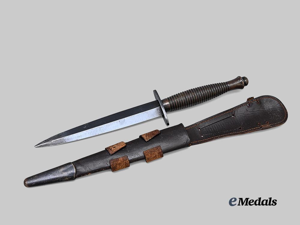 united_kingdom._a_wilkinson_third_pattern_fairbairn_sykes_fighting_knife_e_medals__g_b8694_3