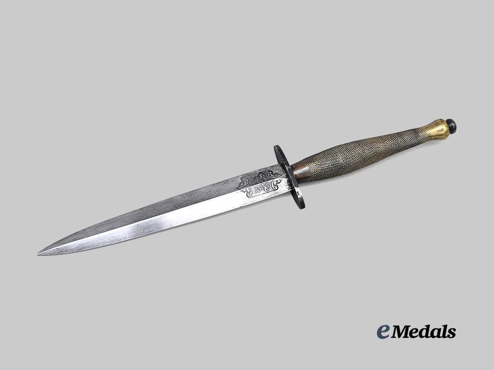 united_kingdom._a_type_i_i_i,_second_pattern_fairbairn_sykes_fighting_knife_e_medals__g_b8696_4